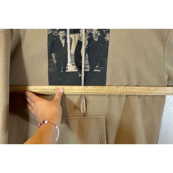 Jonas Brothers “The Remember This Tour” 2021 Hoodie Sweatshirt Women’s XL - Picture 7 of 8